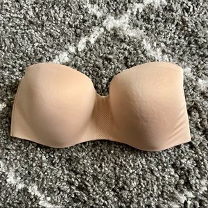 Maidenform 38D wireless strapless bra